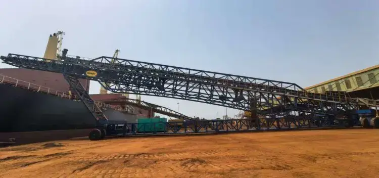 ZOOMRY Mobile Ship loader in Operation at African Port.webp