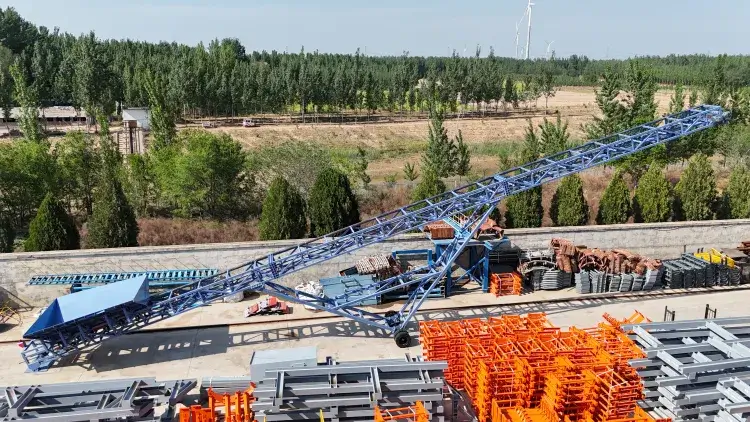 hopper feeder conveyor.webp